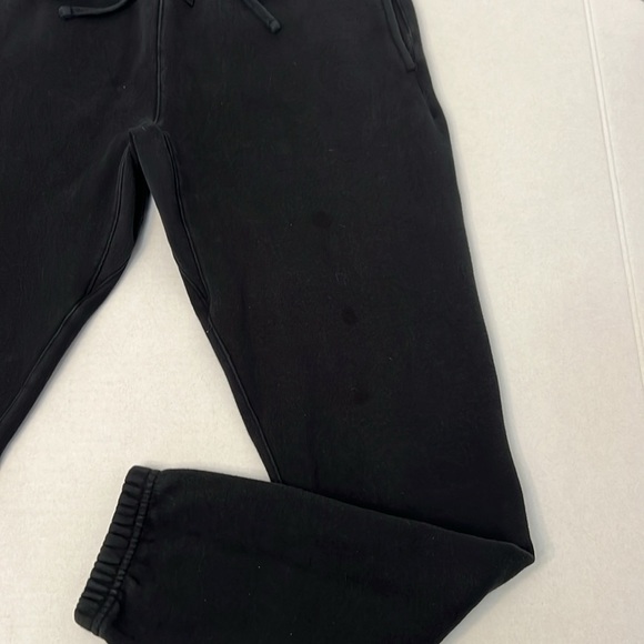 FEAR OF GOD ESSENTIALS MENS JOGGER SWEATPANTS - Picture 2 of 16